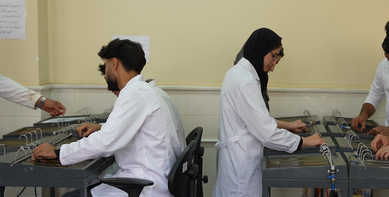آزمایشگاه تخصصی2